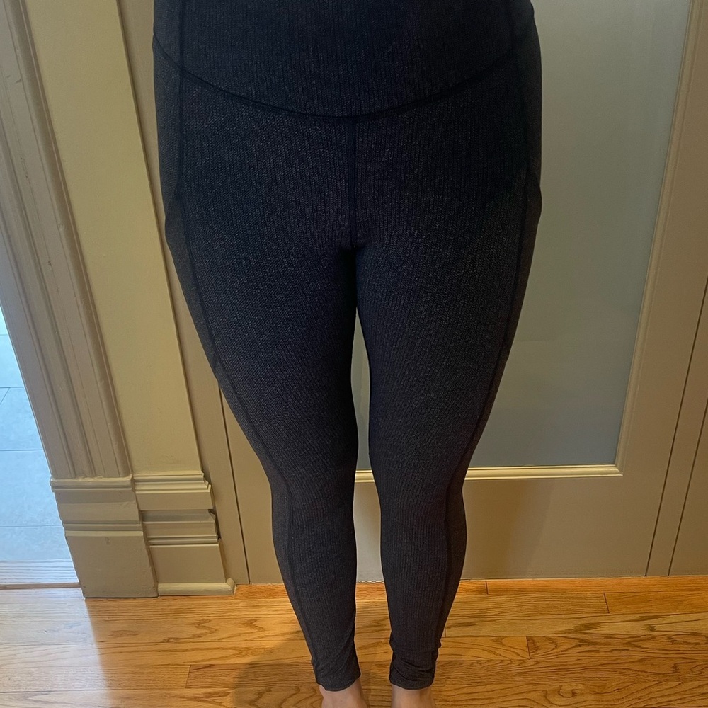 Lululemon Heather Grey 7/8ths leggings